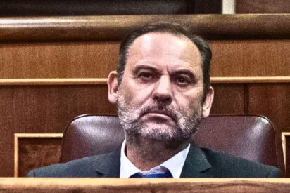 El Supremo desestima la renuncia de Ábalos a su abogado